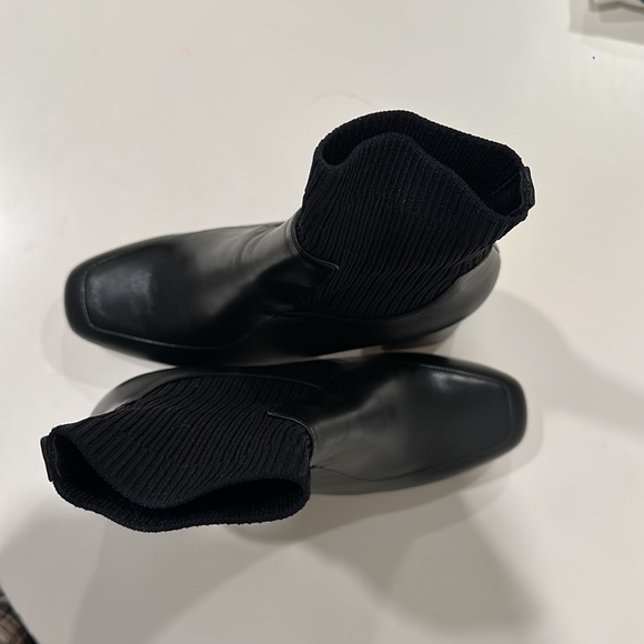 APC Dorothée Leather Boots (NEVER USED) - Picture 4 of 5